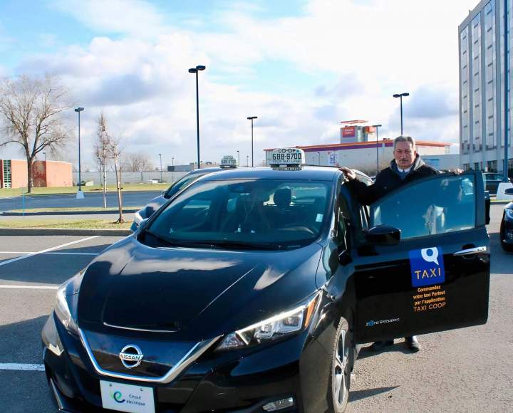 Chauffeur taxi Laval