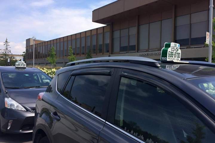 Réserver un taxi groupe Laval