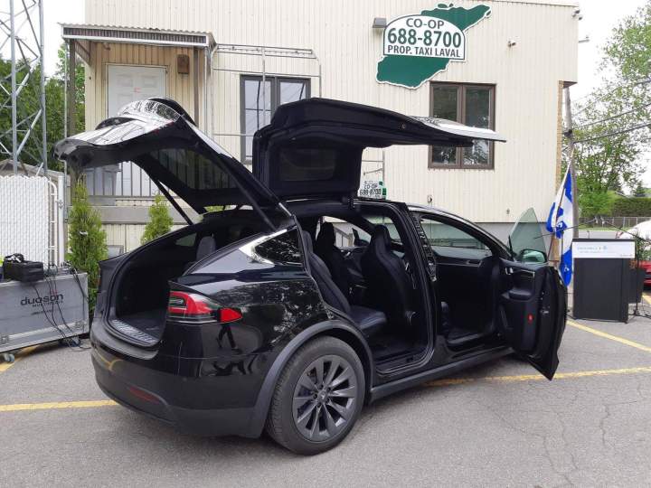 Réservation de taxi pour l’aéroport Laval