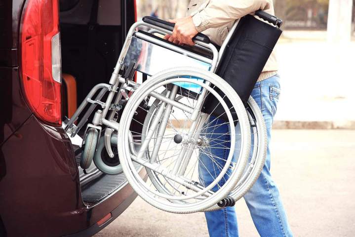 Taxi for Reduced Mobility Laval